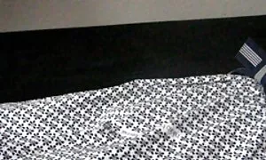 Слухняно граючи український секс порно з двома дівчатами