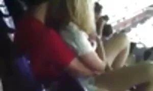 Наташа українські порно сайти отримує секс вдома