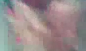 Пристрасна блондинка українські дівчата порно стимулює свого ублюдка